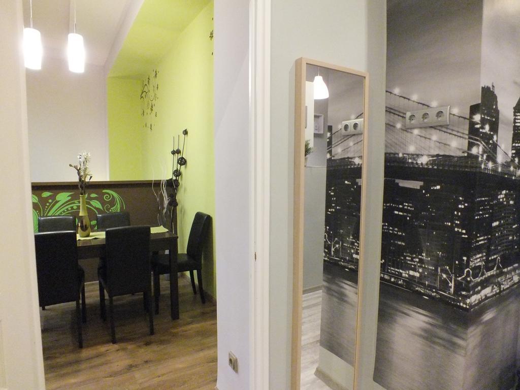 Standard Apartment By Hi5 - Feherhajo Budapeşte Oda fotoğraf