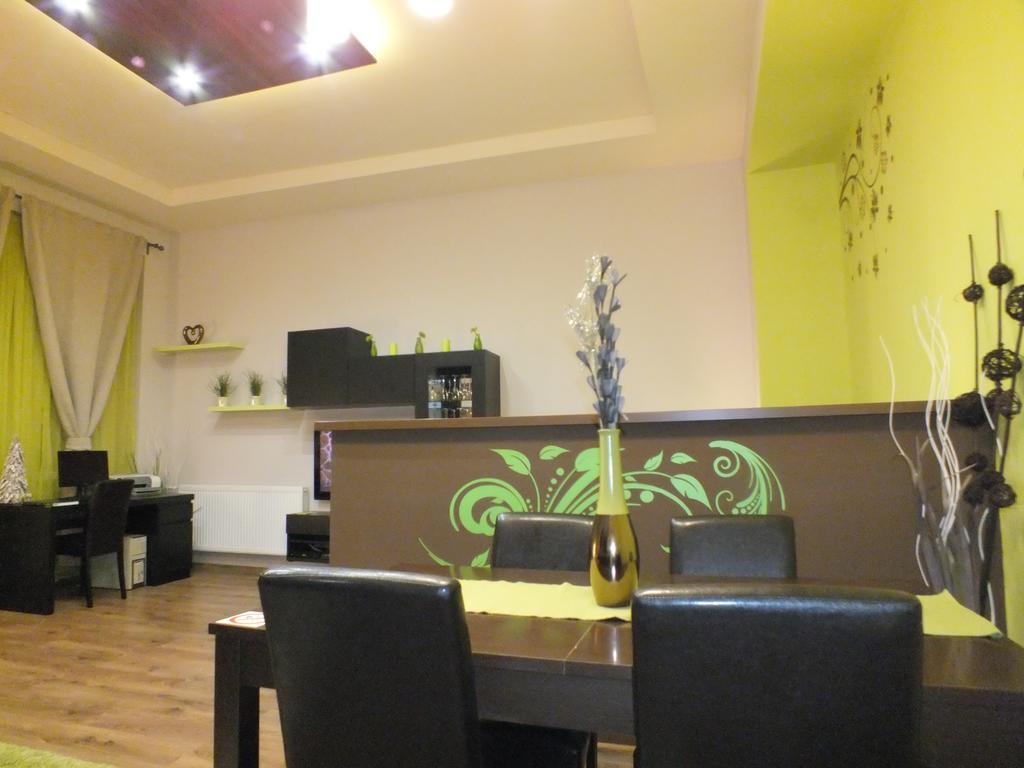 Standard Apartment By Hi5 - Feherhajo Budapeşte Oda fotoğraf