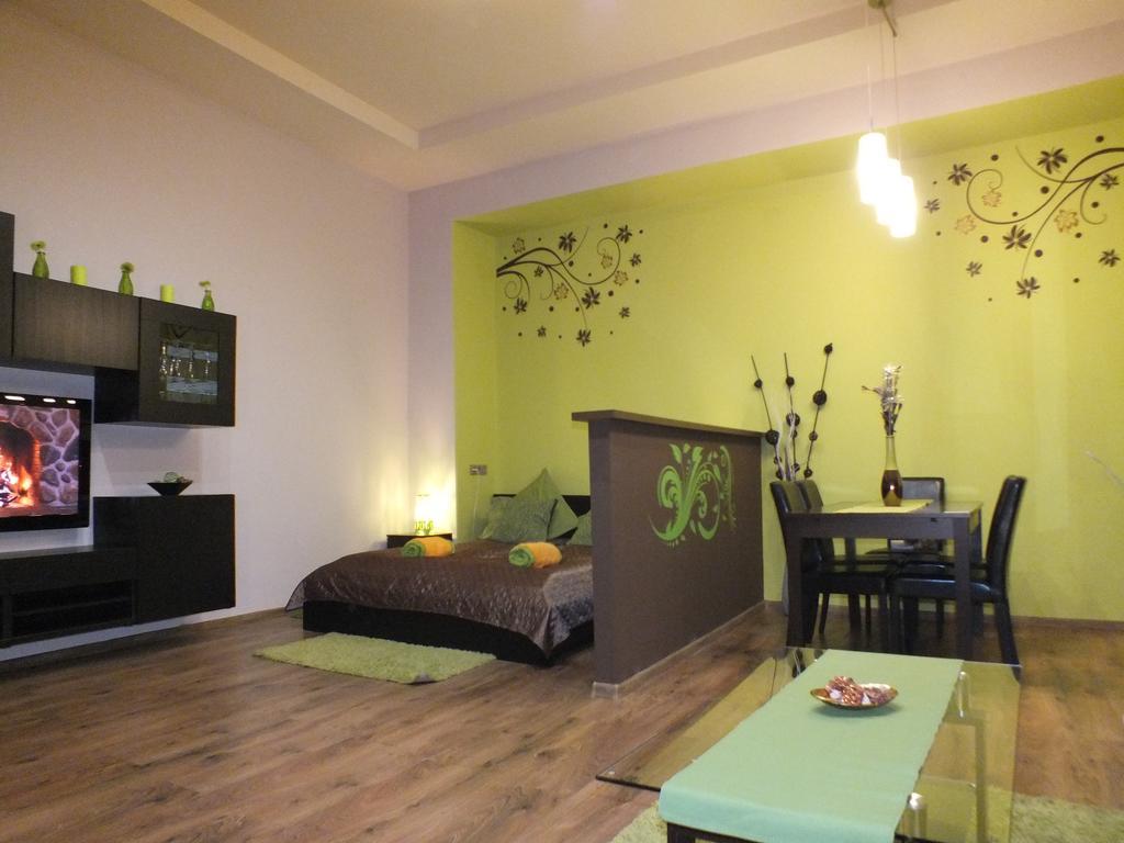 Standard Apartment By Hi5 - Feherhajo Budapeşte Oda fotoğraf