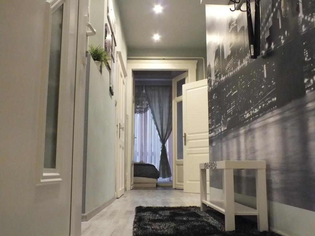 Standard Apartment By Hi5 - Feherhajo Budapeşte Dış mekan fotoğraf